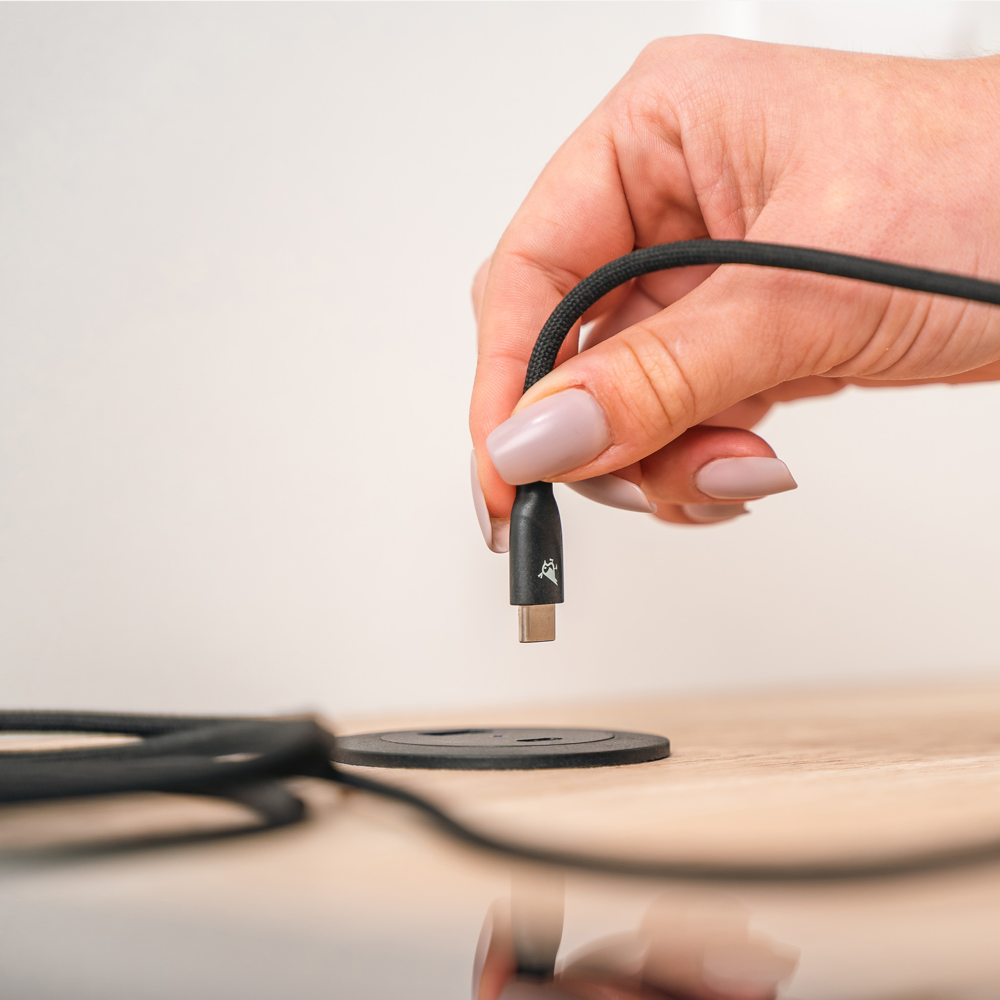 aqiila-cablebird-cb21-ladekabel-usb-c-lightning-1-m-nylon image 3