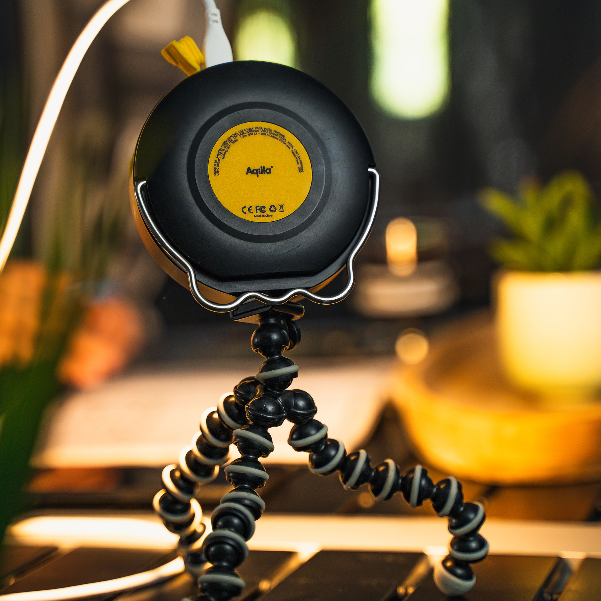 aqiila-powerbird-bl10-campinglampe-powerbank-10000mah image 3