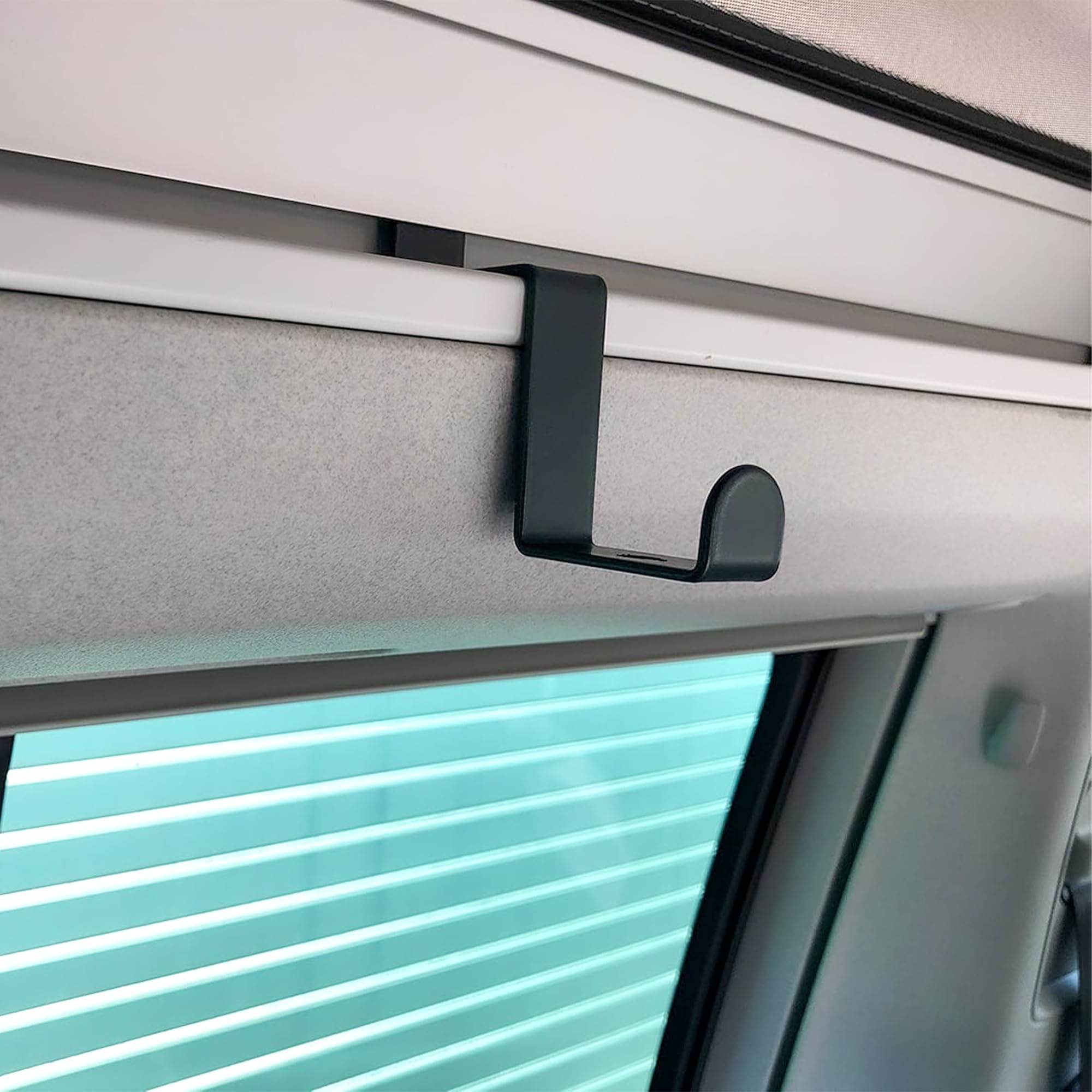 busboxx-camper-haken-schlafdach-2er-vw-t5-t6-stahl image 5
